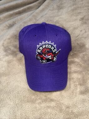 Toronto Raptors Reebok Official‎ NBA Adjustable Hook and Loop hat